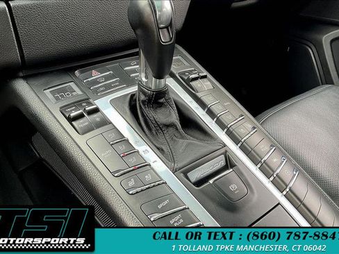 Used 2017 Porsche Macan S AWD/4WD image 32