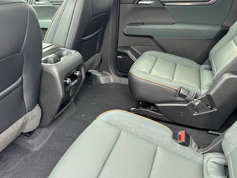 New 2026 GMC Acadia AT4 w/ Luxury Package AWD/4WD image 13