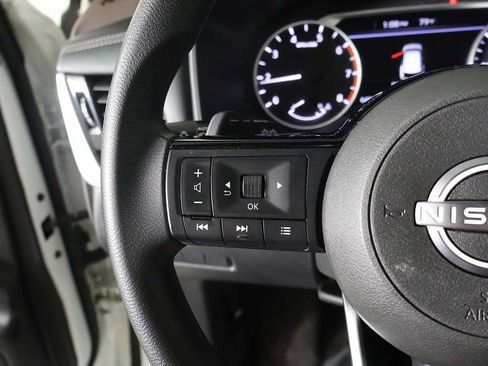 Used 2022 Nissan Rogue SV AWD/4WD image 36