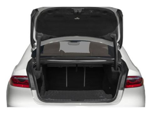 Used 2024 Jaguar XF R-Dynamic SE AWD/4WD image 11