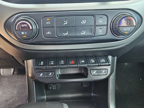 Used 2021 Chevrolet Colorado ZR2 AWD/4WD image 25