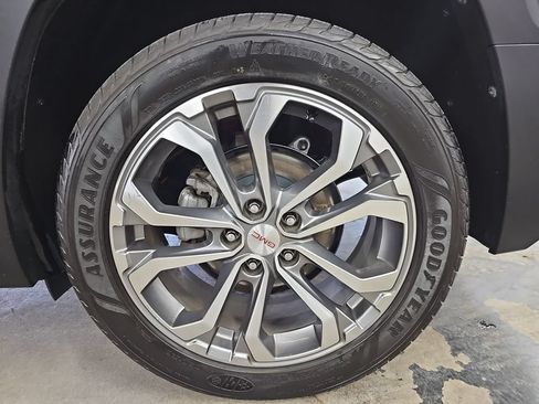 Used 2018 GMC Terrain SLT w/ Preferred Package AWD/4WD image 34