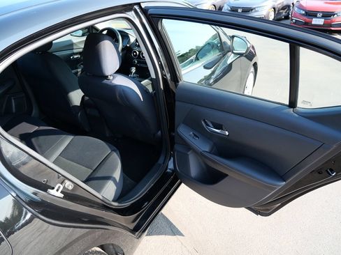 Used 2020 Nissan Sentra S FWD image 36