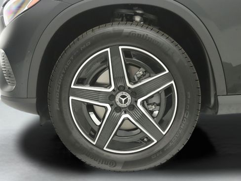New 2027 Mercedes-Benz GLC 300 image 11