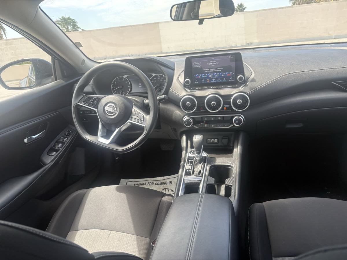 Used 2025 Nissan Sentra SV FWD image 16