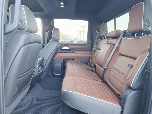 New 2026 GMC Sierra 2500 Denali Ultimate AWD/4WD image 13