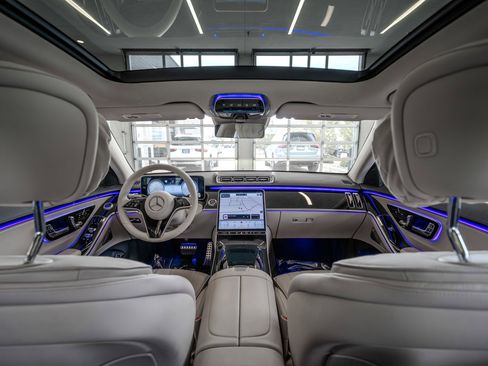 Used 2022 Mercedes-Benz S 500 4MATIC image 27