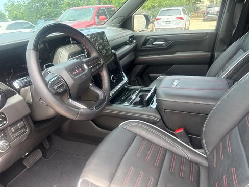 Used 2026 GMC Yukon AT4 Ultimate AWD/4WD image 9