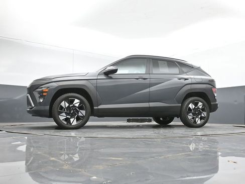 Used 2025 Hyundai Kona SEL AWD/4WD image 41