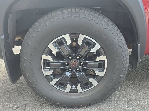 Used 2023 Nissan Frontier PRO-4X w/ Pro Convenience Package AWD/4WD image 24