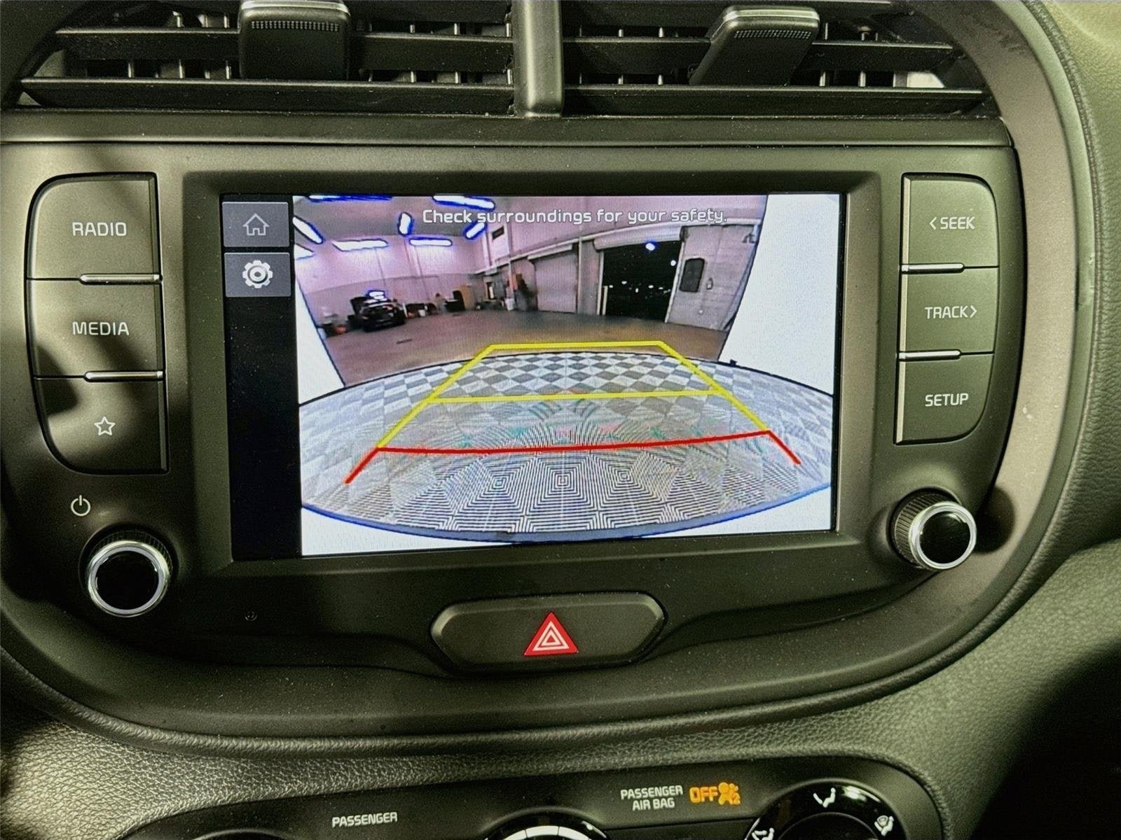 Certified 2025 Kia Soul LX w/ LX Technology Package FWD image 15