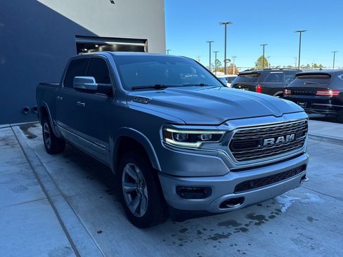 Used 2021 RAM 1500 Limited w/ Body Color Bumper Group image 10