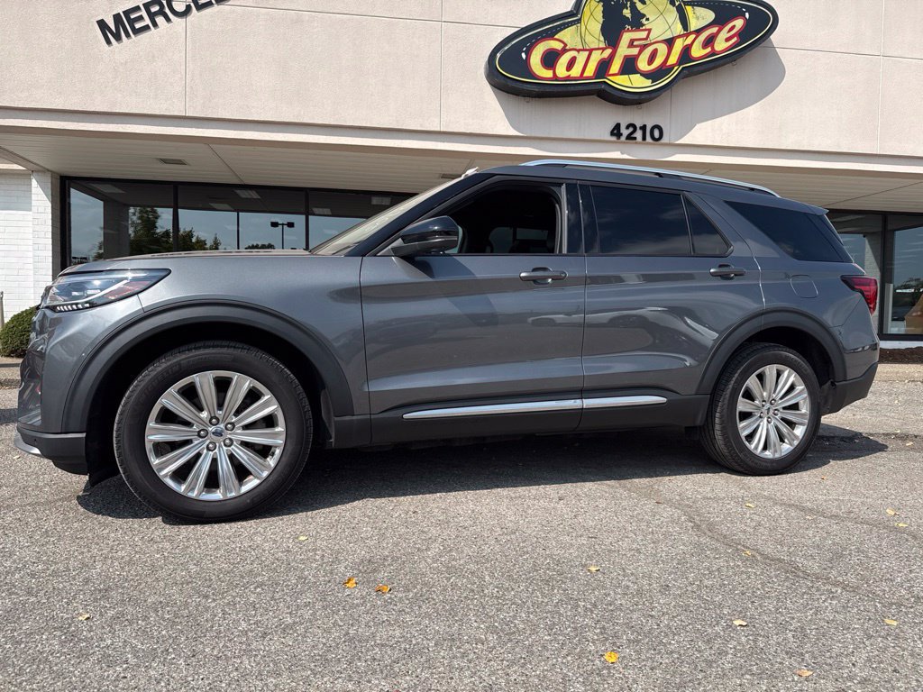Used 2025 Ford Explorer Platinum w/ LUX Leather Package AWD/4WD image 6