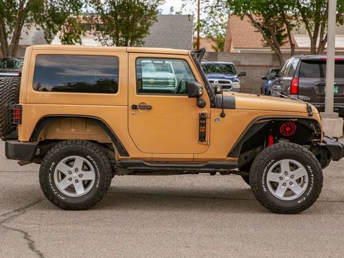 Used 2013 Jeep Wrangler Sahara w/ Connectivity Group AWD/4WD image 3