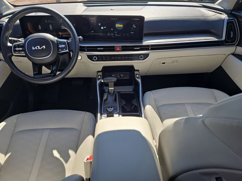 Certified 2024 Kia Sorento X-Line EX image 15