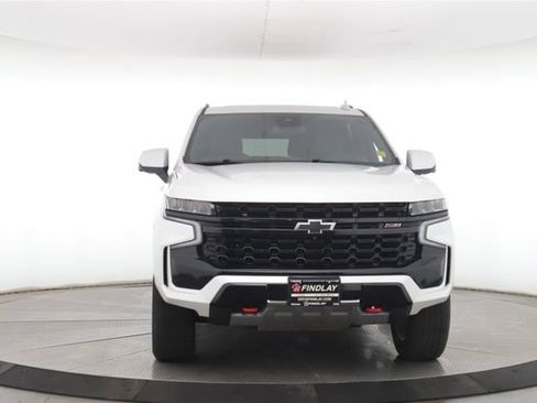 Used 2024 Chevrolet Suburban Z71 w/ Luxury Package AWD/4WD image 12