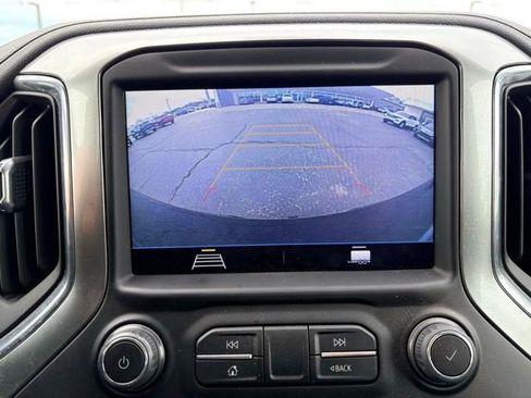 Used 2021 Chevrolet Silverado 1500 LT image 22