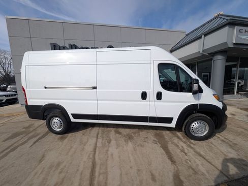 New 2026 RAM ProMaster 2500 image 4