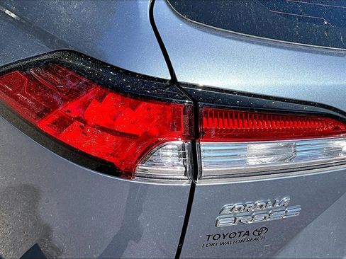 Used 2024 Toyota Corolla Cross L image 20