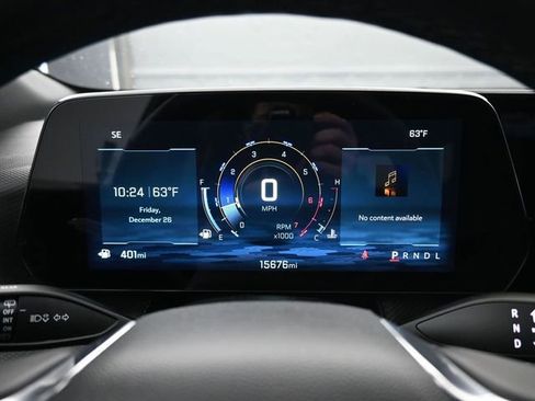 Used 2025 Chevrolet Equinox LT image 13