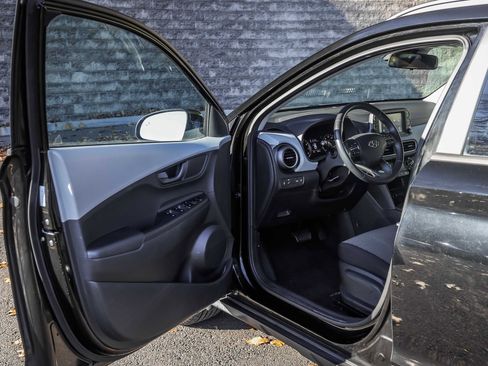 Used 2019 Hyundai Kona SEL image 22