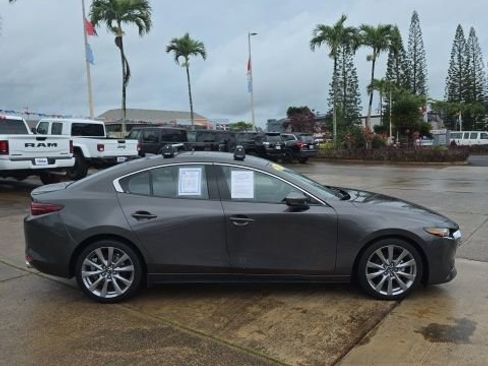 Used 2019 MAZDA MAZDA3 Sedan w/ Premium Package FWD image 3