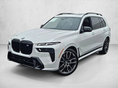 New 2026 BMW X7 M60i image 1