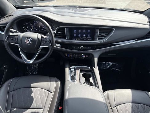 Used 2024 Buick Enclave Avenir w/ Avenir Technology Package image 28