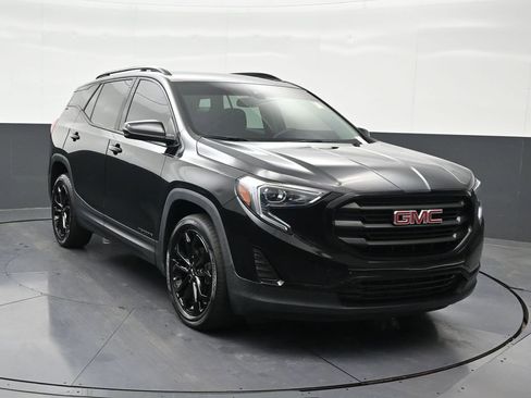 Used 2021 GMC Terrain SLE w/ Elevation Edition image 8