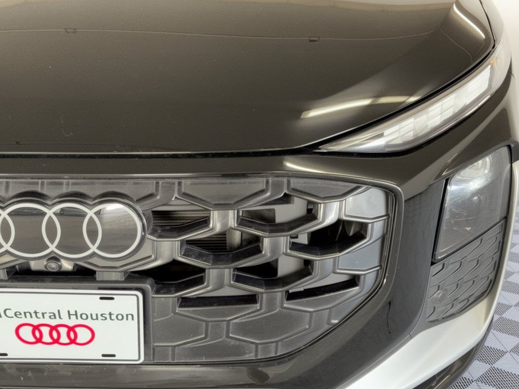 Certified 2026 Audi Q3 quattro 2.0T AWD/4WD image 12