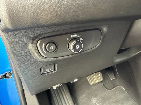 Used 2024 GMC Terrain SLE w/ Driver Convenience Package AWD/4WD image 22