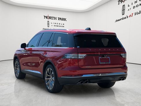 New 2026 Lincoln Aviator 2WD image 5