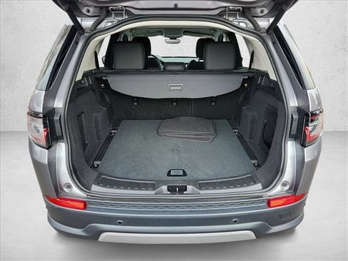 Used 2023 Land Rover Discovery Sport S image 29