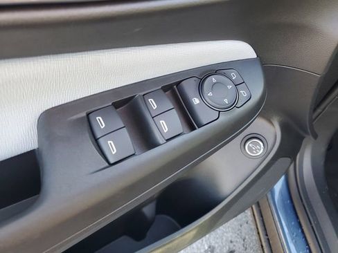 New 2026 Buick Envista Preferred w/ Convenience II Package image 9