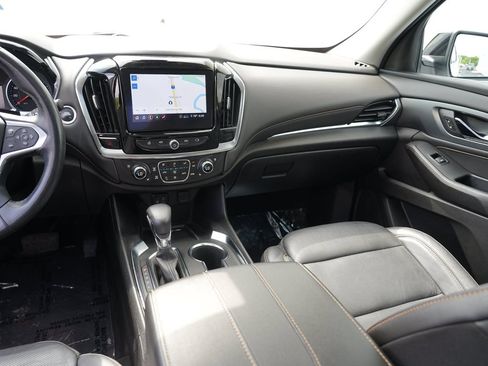 Used 2021 Chevrolet Traverse Premier w/ Redline Edition AWD/4WD image 22