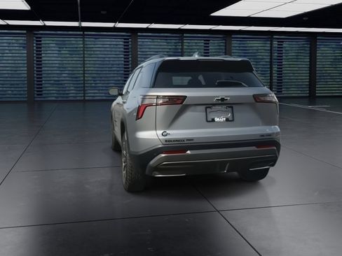 New 2026 Chevrolet Equinox ACTIV AWD/4WD image 5