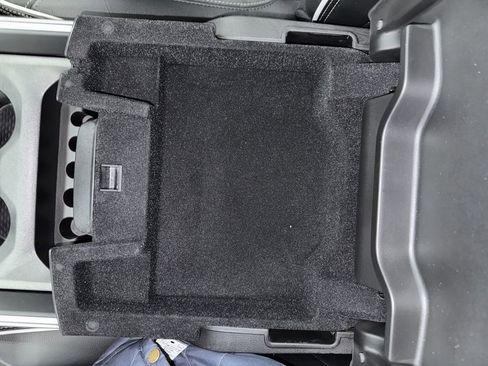 New 2025 RAM 2500 Laramie AWD/4WD image 38