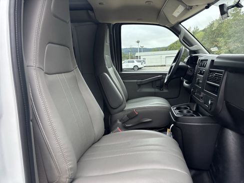 New 2025 Chevrolet Express 2500 Extended w/ Driver Convenience Package image 26