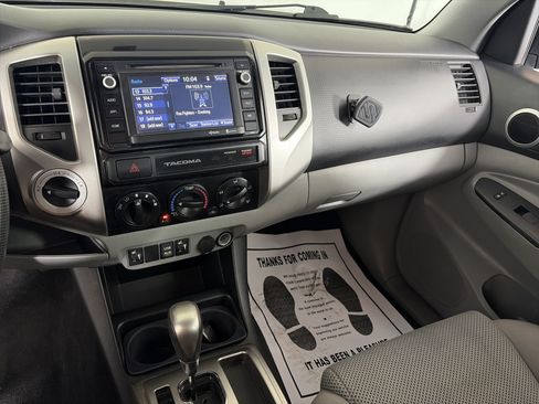 Used 2015 Toyota Tacoma 4x4 Double Cab image 4