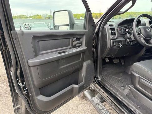 New 2026 RAM 2500 Tradesman AWD/4WD image 10