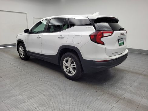 Used 2024 GMC Terrain SLE AWD/4WD image 5