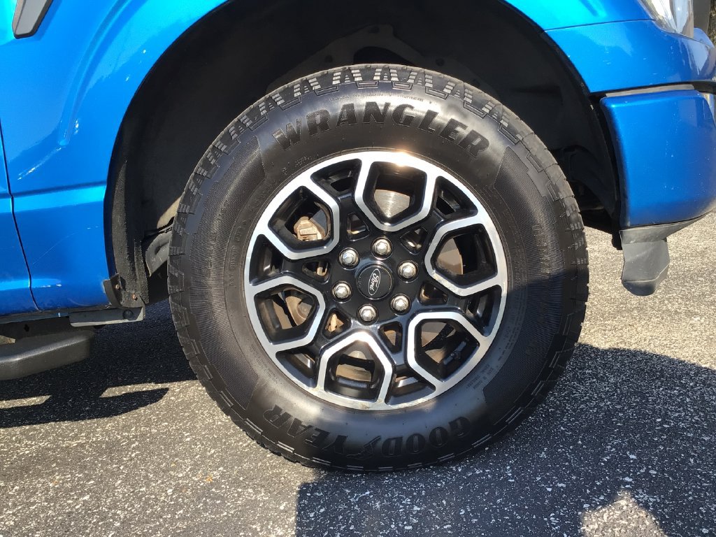 Used 2021 Ford F150 XLT w/ Equipment Group 302A High AWD/4WD image 17