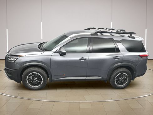 Certified 2025 Nissan Pathfinder Rock Creek AWD/4WD image 38
