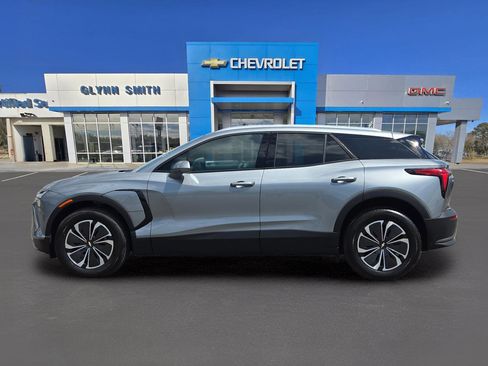 Used 2024 Chevrolet Blazer EV LT image 12