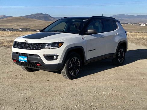 Certified 2018 Jeep Compass Trailhawk w/ Leather Interior Group image 11