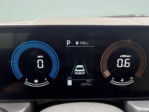 Used 2025 Hyundai Sonata SEL FWD image 32