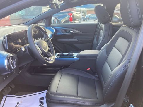 New 2026 Chevrolet Equinox EV LT AWD/4WD image 9