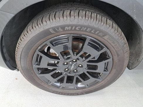 Used 2022 Kia Telluride EX w/ EX Premium Package AWD/4WD image 36
