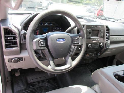 Used 2020 Ford F350 XL RWD image 11