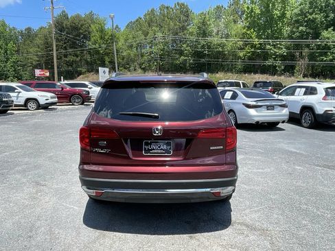 Used 2018 Honda Pilot Touring image 6